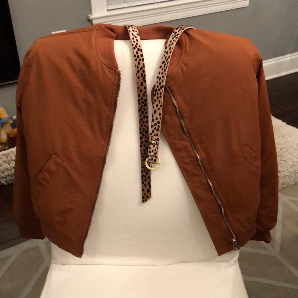 NWOT - fashion jacket and belt